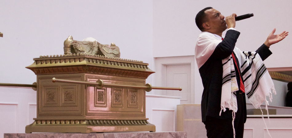 The Ark of the Covenant – the Presence of God among His people