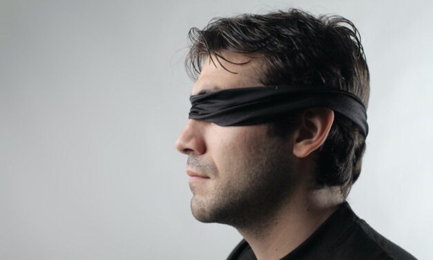 The Reversible Blindness