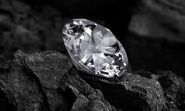 De uma pedra comum a um diamante
